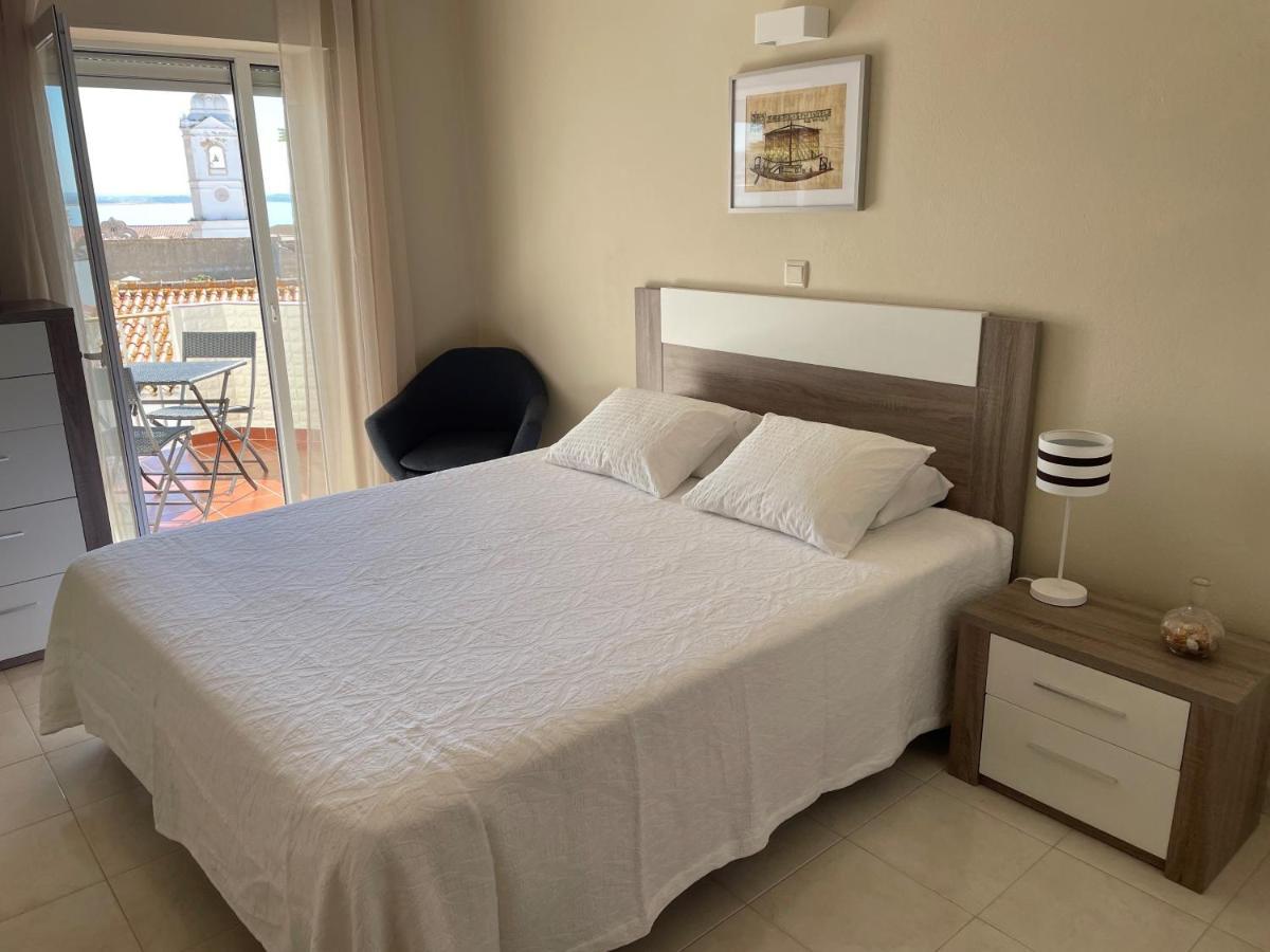 Glory Holiday Rooms ลากอส ภายนอก รูปภาพ